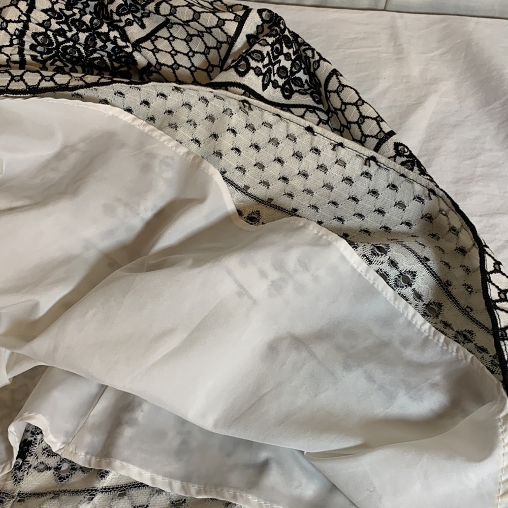 H by Halston Lace Embroidered Mermaid Dress, 2 - Picture 10 of 13